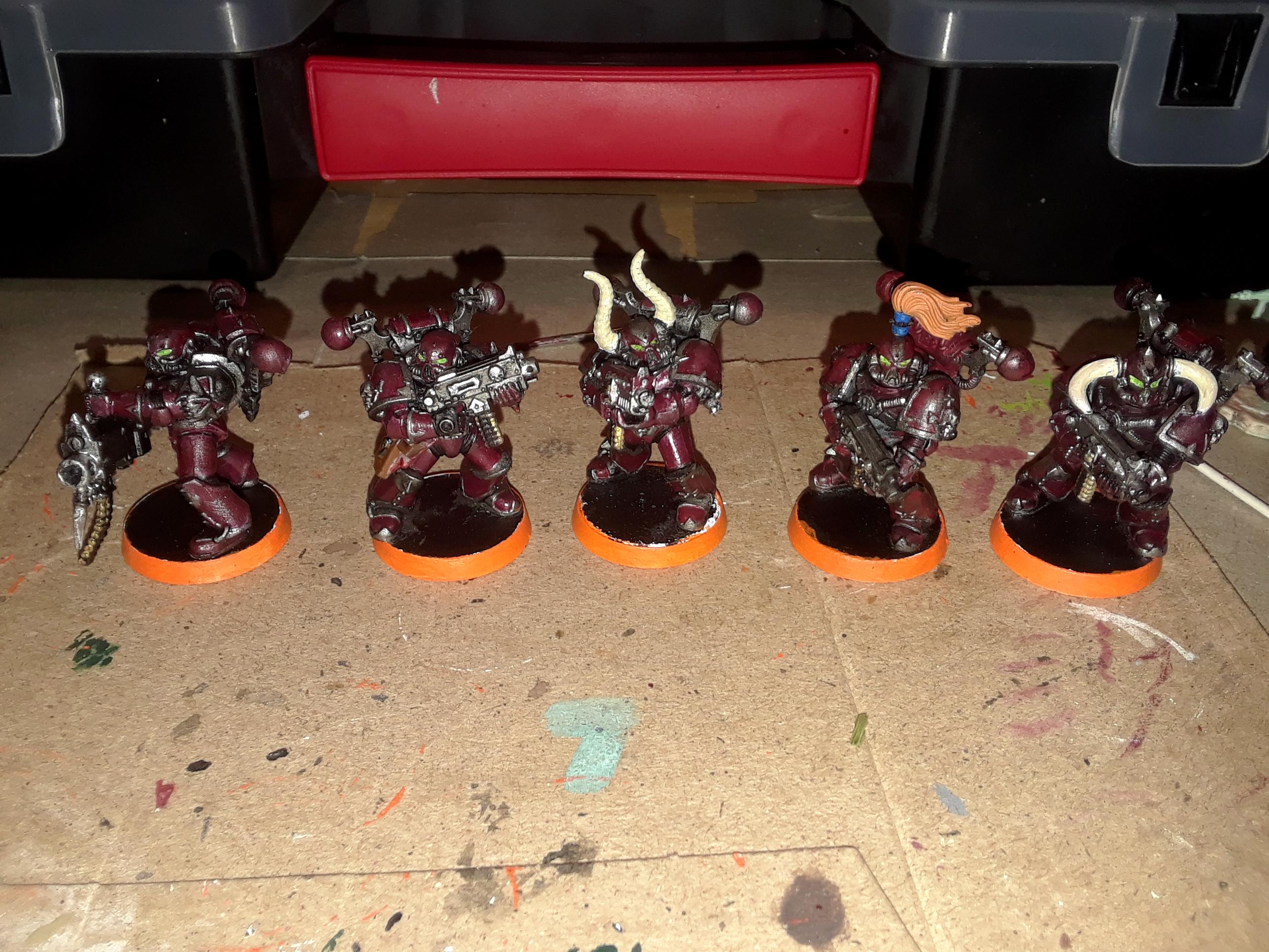 chaos space marines figures